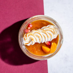 Rákóczi túrókrém, vaníliás sárgabarack ragu, meringue (gluténmentes)