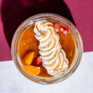 Rákóczi túrókrém, vaníliás sárgabarack ragu, meringue (gluténmentes)