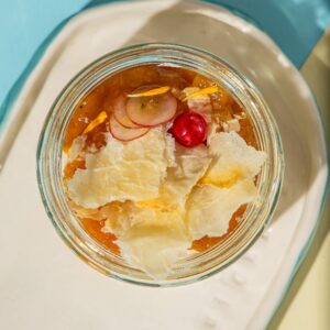 Almás pite pohárdesszert, sült almaszirom (vegán)