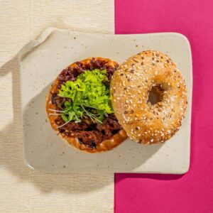 Csirkemell - szarvasgomba mayo bagel (tejmentes)