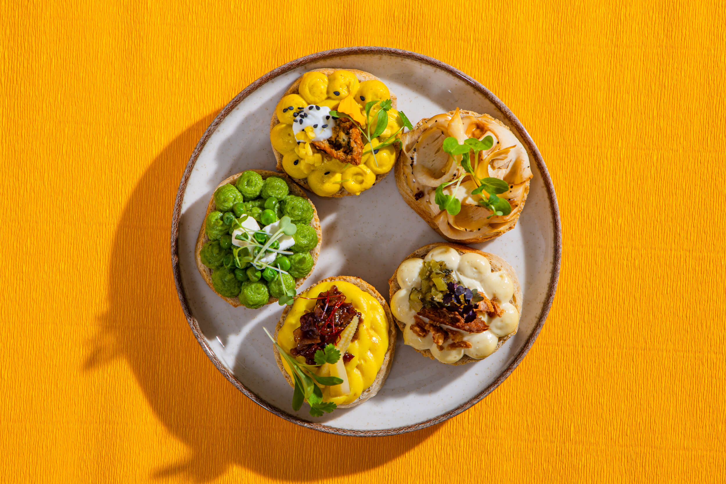 Cream of green peas, marinated feta sandwich 5 Cream of green peas, marinated feta sandwich